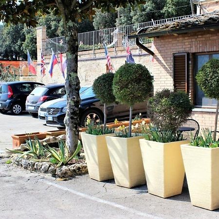 Hotel Porta Romana Siena Exterior foto
