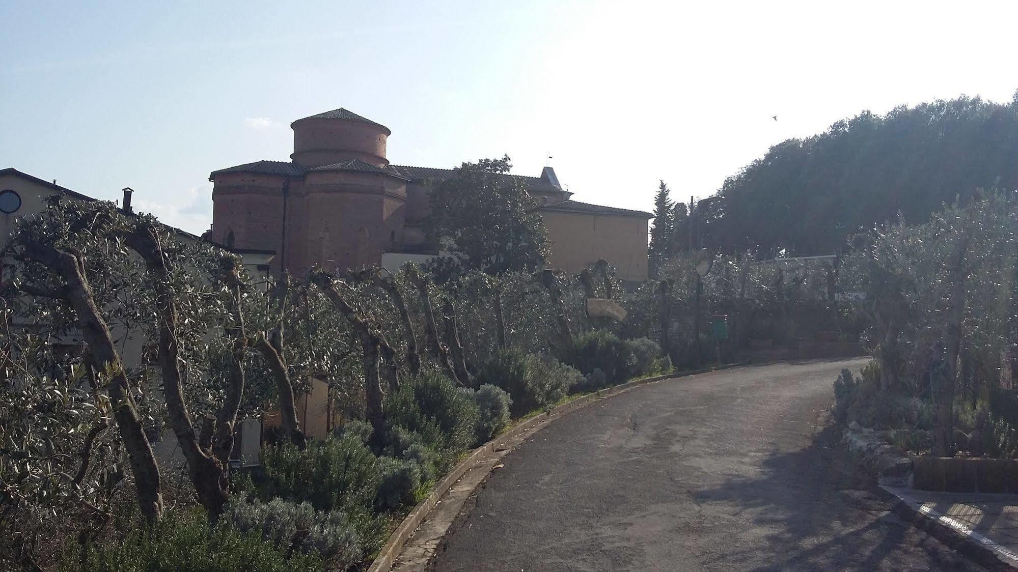 Hotel Porta Romana Siena Exterior foto